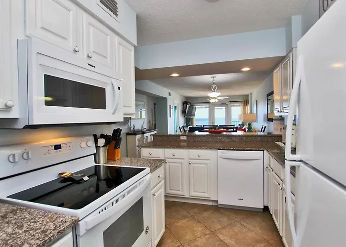 Boardwalk 1082 By Youngs Suncoast *