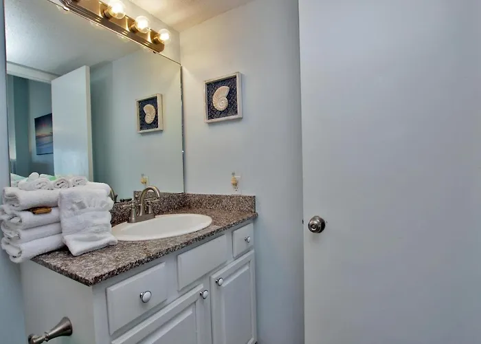 Boardwalk 1082 By Youngs Suncoast Apartment Gulf Shores