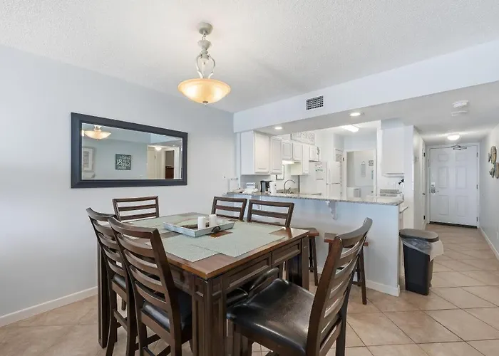 Boardwalk 1082 By Youngs Suncoast *